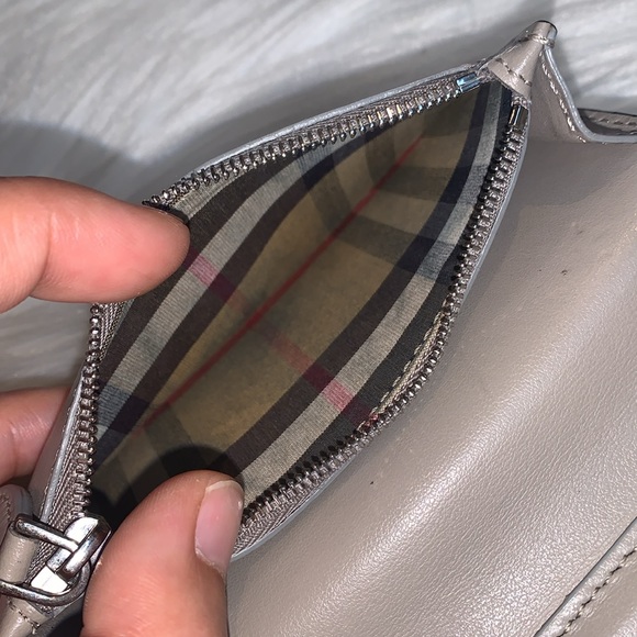 Burberry Chalk Pink Embossed Crest Leather Card Coin Wallet - Picture 10 of 17